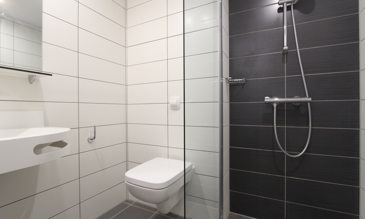 31 Porte de France, L-4360, ,1 Salle de bainsSalle de bain,Appartement,Louer,Résidence GALILEO,Porte de France,2,1013